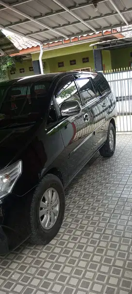 Toyota Kijang Innova 2014 Bensin