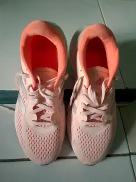 jual bu sepatu adidas ori baru sekali pakai