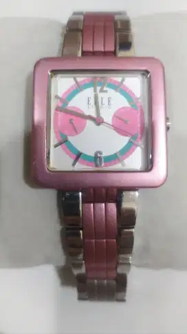Jam tangan wanita merk Elle