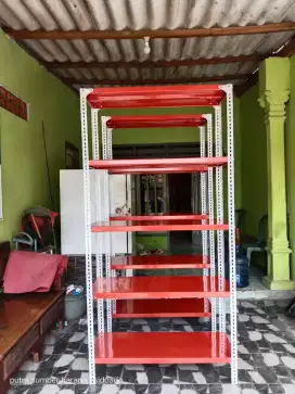 Rak besi siku lubang