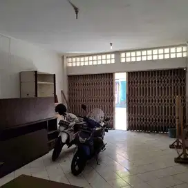 Dijual 2 ruko berendeng  di Jalan Holis