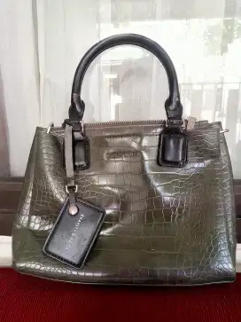 Sale tas Charles &Keith lok bogor