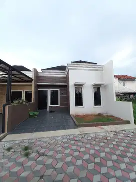 RUMAH BARU SIAP HUNI HARGA 600 JUTAAN DI CIBINONG