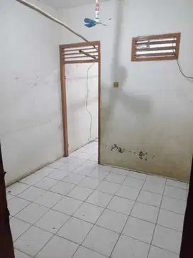 Kontrakan 4 kamar