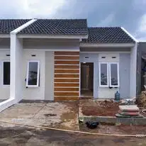 RUMAH SUBSIDI FASILITAS KOLAM RENANG DI BATANG