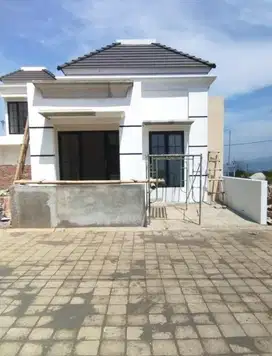 RUMAH  MURAH DEKAT BATU VIEW KEREN