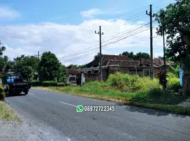 Tanah Ponorogo Jenangan Pinggir Jalan Raya