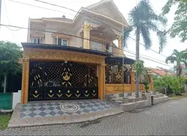 Rumah Mewah Full Furnish di Gayungsari Timur