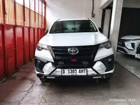 Mulus Fortuner TRD AT Diesel