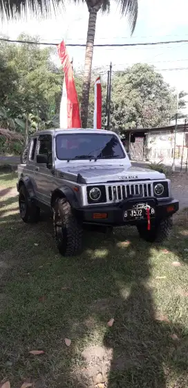 Suzuki jimny sj410 th 83 modif caribian