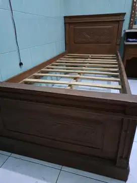 Dijual dipan jati ukuran 90×200 kondisi bagus