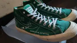 SEPATU COMPASS x PMP LIMITED EDITION.