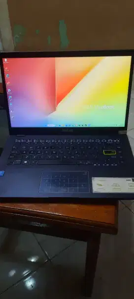 Laptop asus e410ma