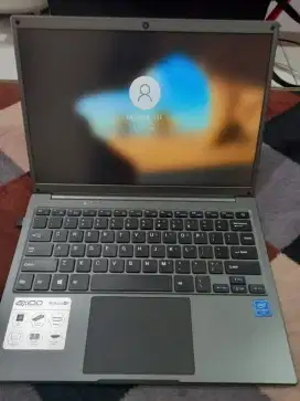 Dijual laptop Axioo warna abu abu mulus dan murah