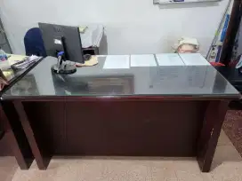 ISTIMEWA Meja Direktur atau Staf