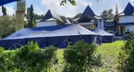 Tenda pleton lapangan