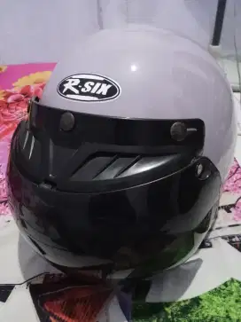 Helm Classic wanita