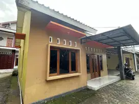 DIKONTRAKKAN Rumah 2 Kamar Tidur