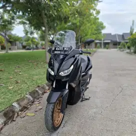 Xmax 2022 LOW KM