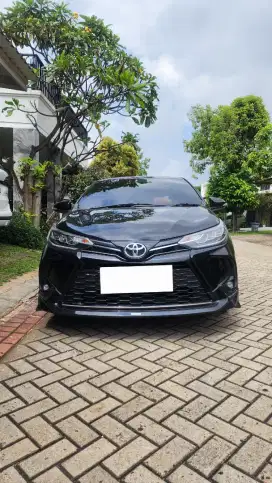 Toyota Yaris GR Sport 1.5 CVT (A/T) 2022