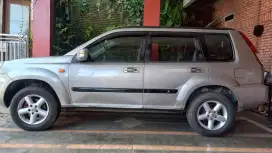 NISSAN X trail  2,5 ST AT 2004