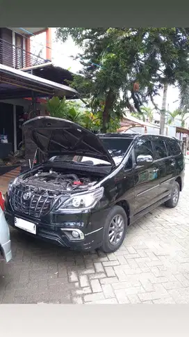 Dijual Innova V Luxury Matic 2014, Pemakai Pribadi, Terawat