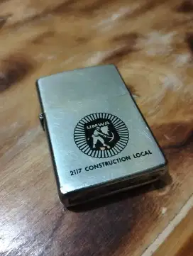 Zippo vintage 1977