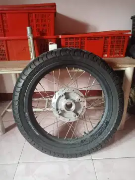 ban+velg depan belakang