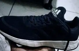 Sepatu adidas duramo sl