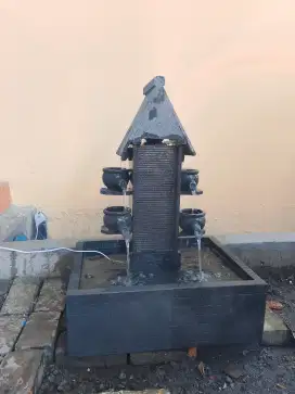 Kolam pancuran mini ikan hias aquarium