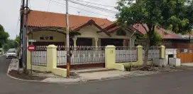 Disewakan rumah tinggal di Jl. Nangka Timur I no 17, Lamper Kidul.