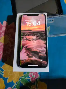 Jual iPhone xs max 256 gb