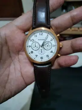 Jam tangan Fossil three eyes original masih normal, blm pernah servis