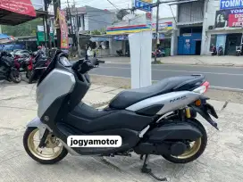 dijual cepat motor yamaha nmax con th 2023