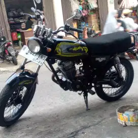 Motor Honda lawas cb