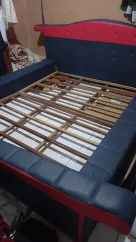 Tempat tidur lantai