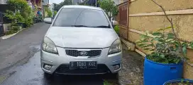 BU KIA PRIDE TH.2011 MT