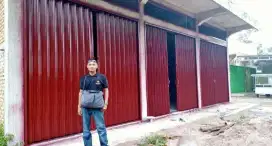 Folding gate rolling door
