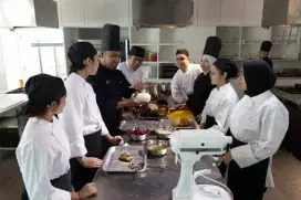 DIBUTUHKAN TUKANG MASAK UNTUK CATERING SEKOLAH