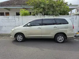 Toyota Kijang Innova 2009 Diesel