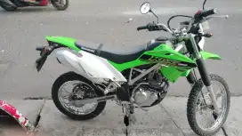 Jual motor KLX tahun 2022