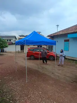 Tenda lipat jualan 2x2 meter teduhan booth . Ready stok Palembang.