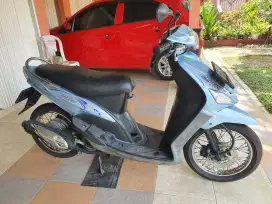 Mio 2005 warna biru muda