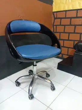 Kursi salon santai kantor atau untuk apa saja