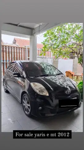 Yaris E MT 2012