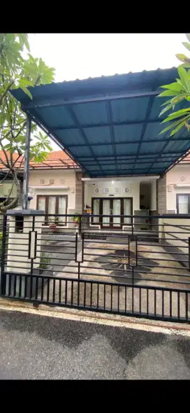 Di kontrakan rumah jalan Tukad Balian , DPS, Bali