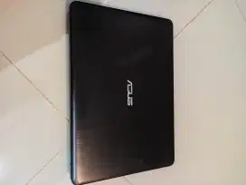 Laptop Asus X441MA 4GB hardisk 1TB