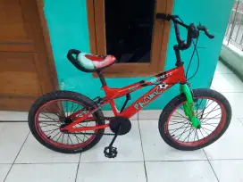 Jual spda bmx uk 18 kndisi baik