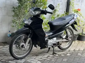 Jupiter 2005 plat ab lengkap