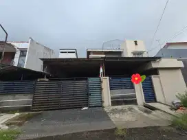 JUAL RUMAH GANDENG 2 Lt STRATEGIS HARAPAN INDAH BEKASI